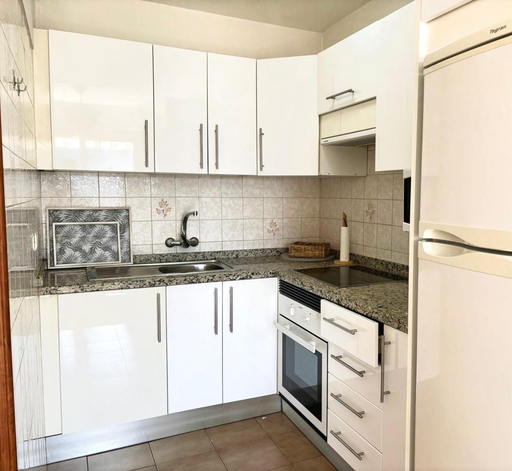 Seaview Apartment - Los Cristianos لوس كريستيانوس المظهر الخارجي الصورة