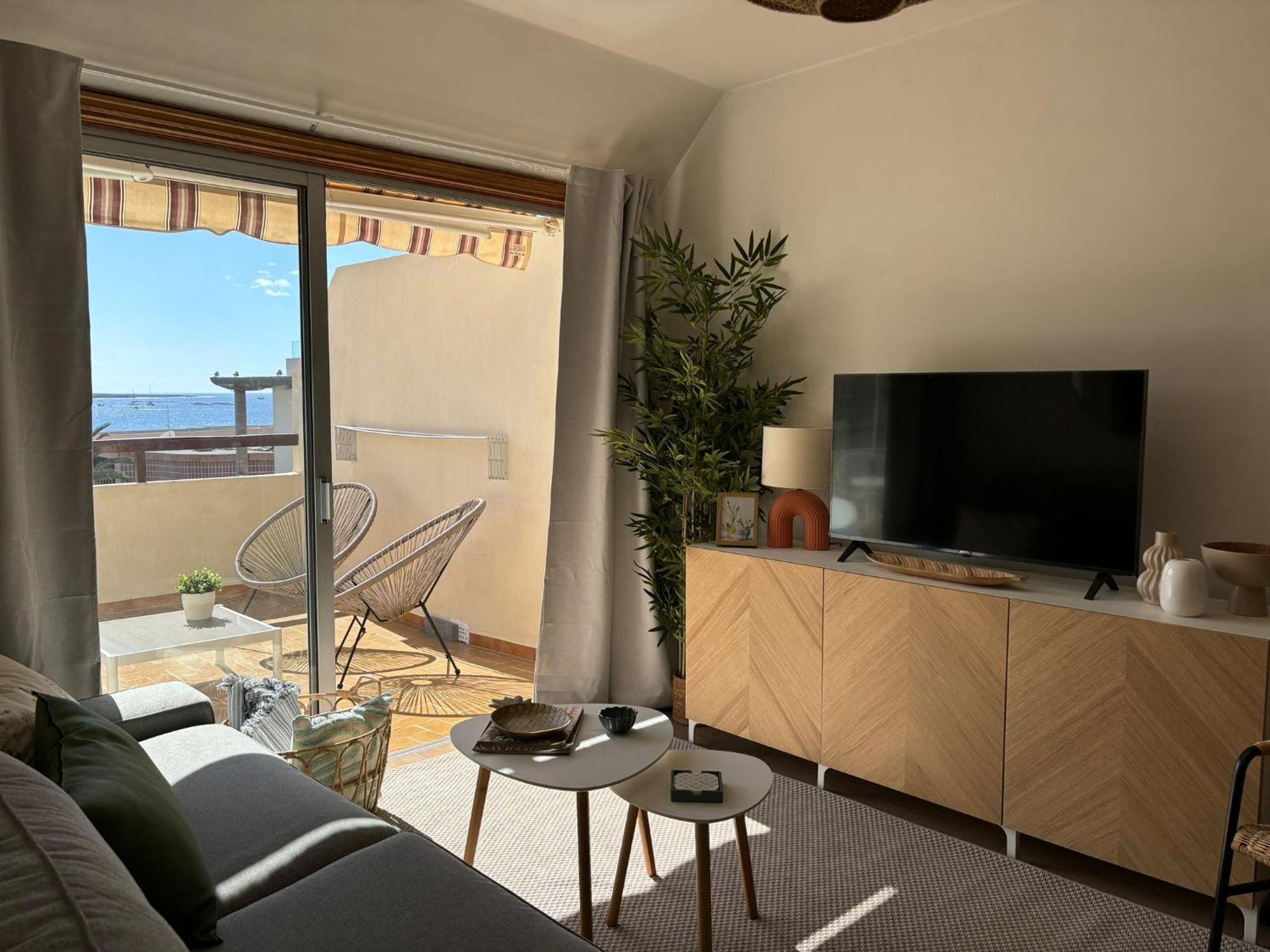 Seaview Apartment - Los Cristianos لوس كريستيانوس المظهر الخارجي الصورة